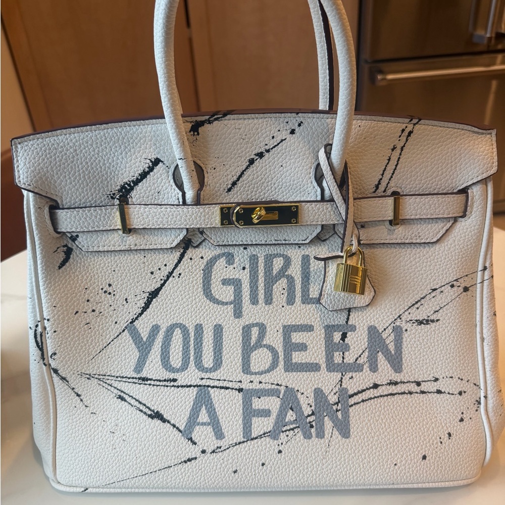 Saturday House, 35 cm, “Birkin-like” #gybaf handbag by Sonique Saturday